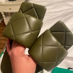 BOTTEGA VENETA Nappa Quilted Rubber Lido Flat Sandals in “Khaki Green”